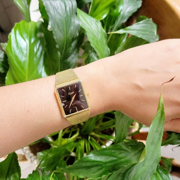 Vintage Everite Quartz Classic Gold Watch - Picture 4 of 12